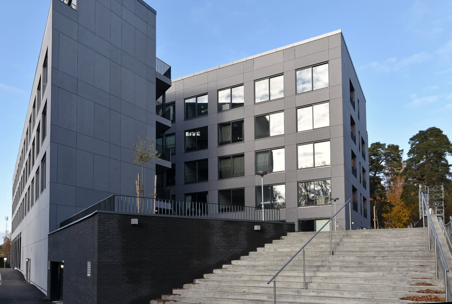 Apartment Building In Sollentuna — photo 2