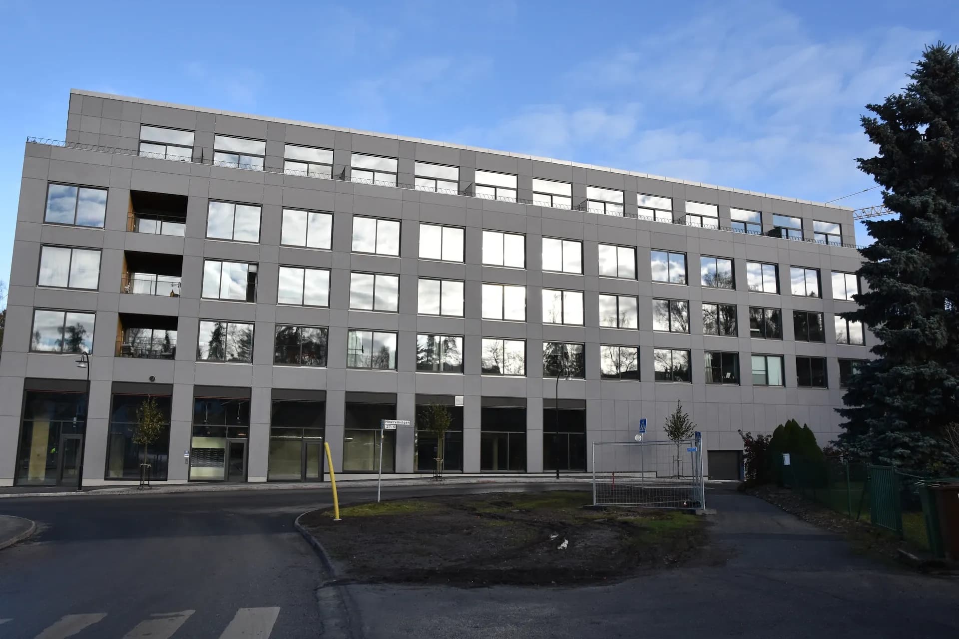 Apartment Building In Sollentuna — photo 3