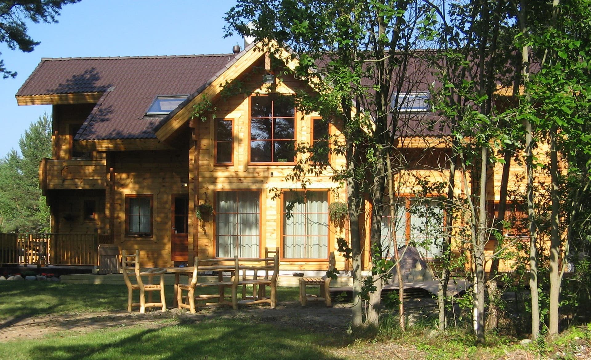 log home Chris