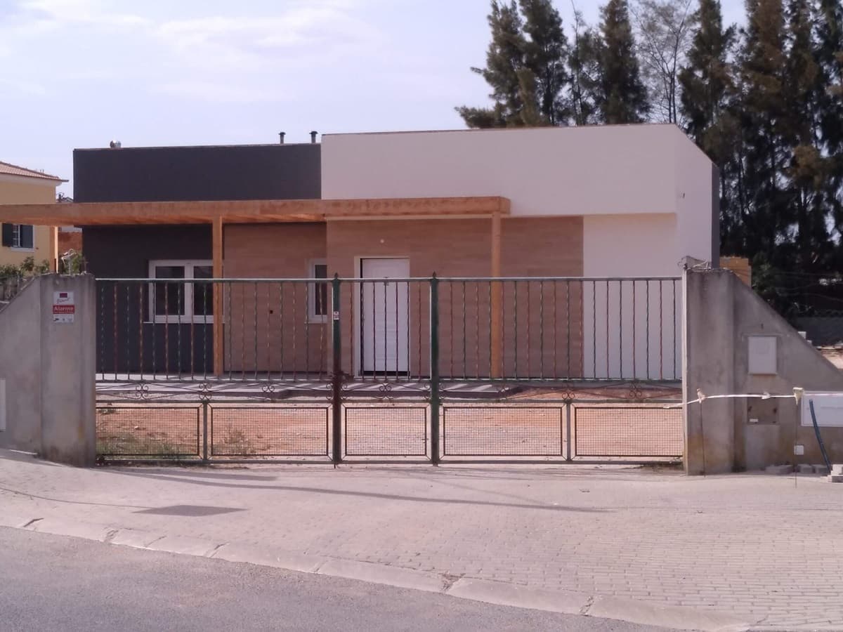 Casa Pré-Fabricada – Portugal – Setúbal – House 105